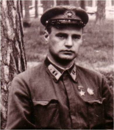 Тихонов Василий Гаврилович - Герой Советского Союза