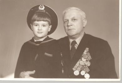 Петров Василий Тихонович