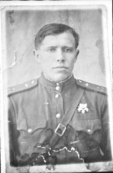 Попов Василий Константинович (1923-1945)