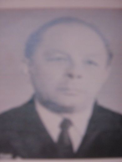 Петров Виктор Тихонович