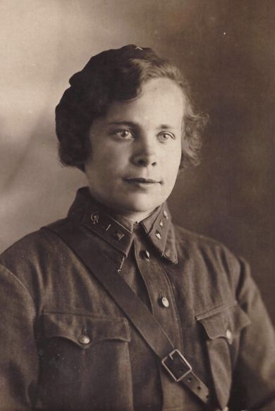Литвинова (Анукова) Елизавета Михайловна