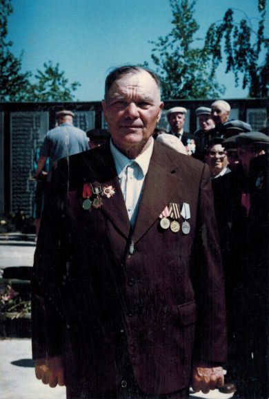 Мельников Дмитрий Исакович