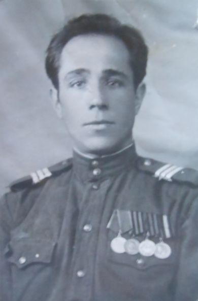 Комиссаров Николай Алексеевич