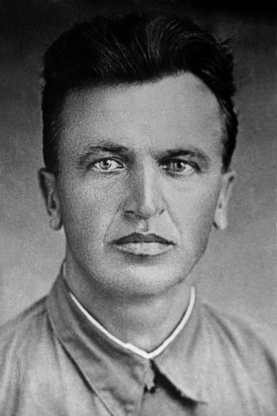 Потеев Василий Сергеевич