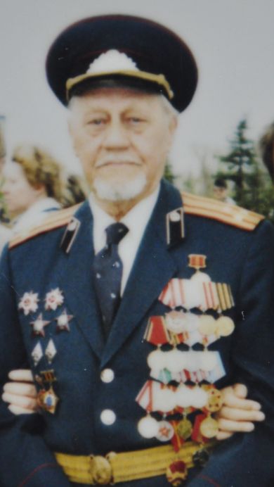 Сапрыкин Петр Петрович