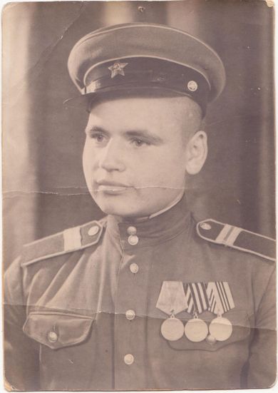Лазарев Пётр Павлович