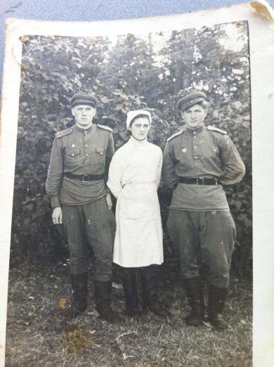 Иванова Нина Дмитриевна (по мужу Кинаш Нина Дмитриевна)