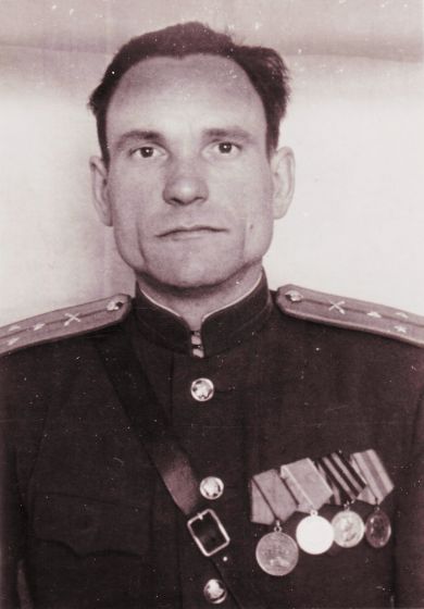 Мирошниченко Василий Андреевич.