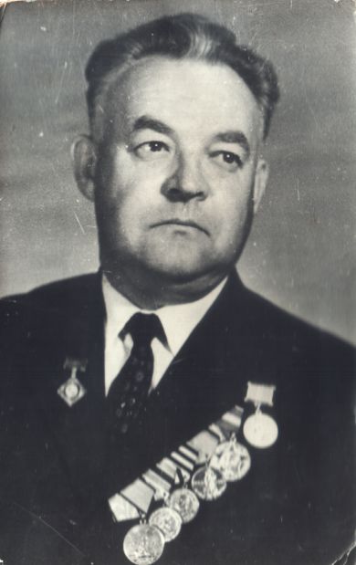 Шахмаев Юрий Николаевич