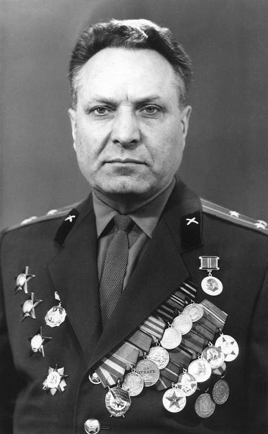 Стариков Алексей Дмитриевич