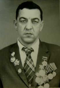 МЕЛЬНИКОВ АЛЕКСАНДР ПЕТРОВИЧ (1924-1975)