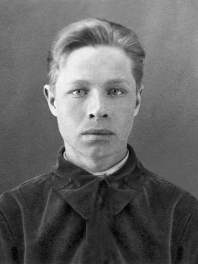 Попов Иван Александрович