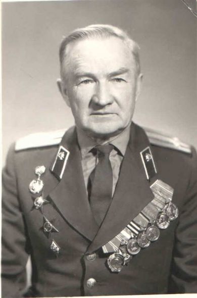 Смирнов Леонид Александрович (18.01.1904 – 04.02.1976)