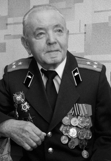 Карев Михаил Степанович