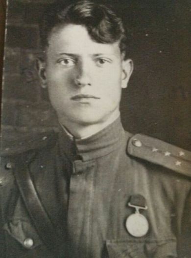 Свиридов Николай Иосифович (1922-1943)