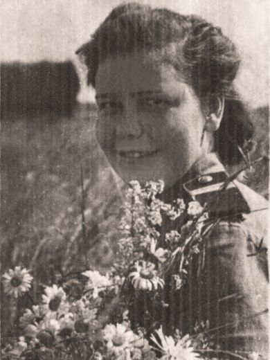 Гудкова (Коломина) Вера Александровна