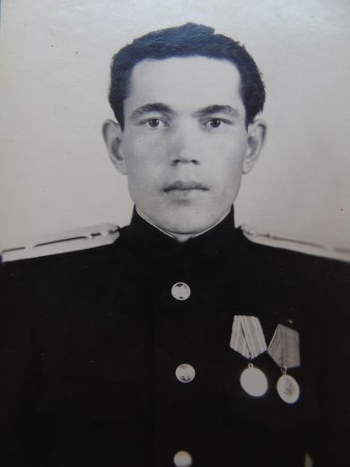 Петров Мефодий Андреевич
