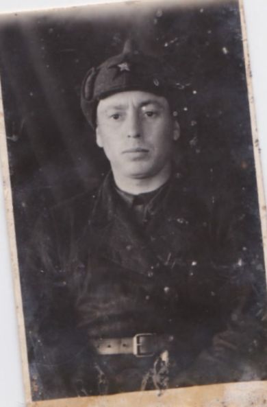Швецов Илья Васильевич 12.-7.1912- 26
