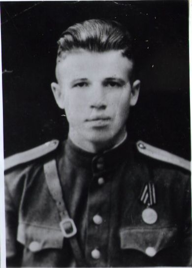 Савинов Сергей Иванович         1922 г.р.