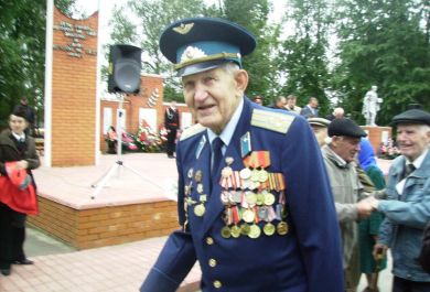 Бавыкин Виталий Петрович, участник Парада Победы 24.06.1945 г.