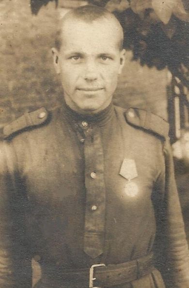 Ашурков Иван Сергеевич