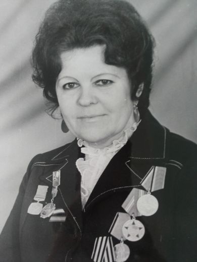 Шаповалова (Давыденко) Валентина Сергеевна