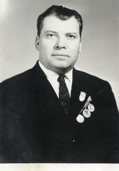 РАССТРЫГИН АЛЕКСАНДР ИВАНОВИЧ (1927-1997)