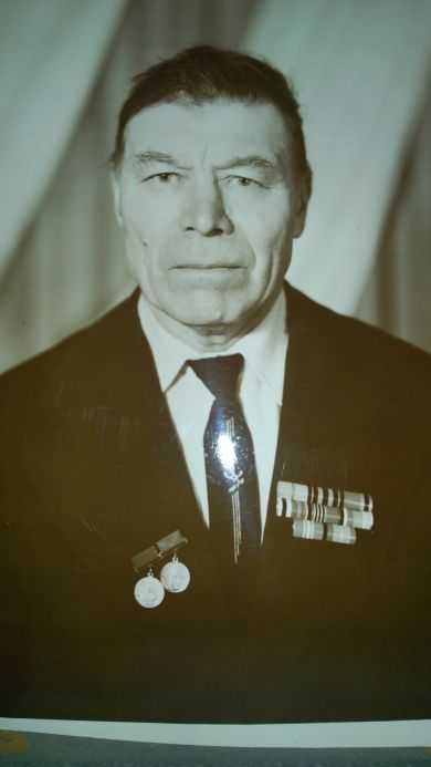 Петров Василий Поликарпович