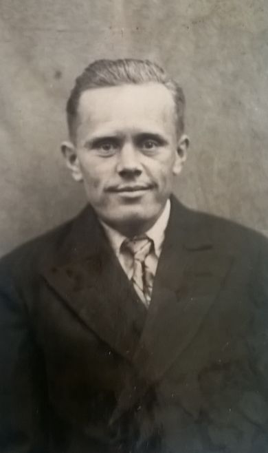 Леонов Александр Николаевич