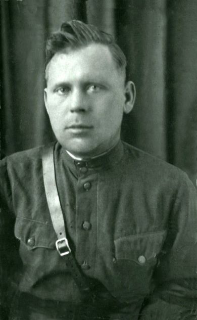 Булатов Максим Сергеевич