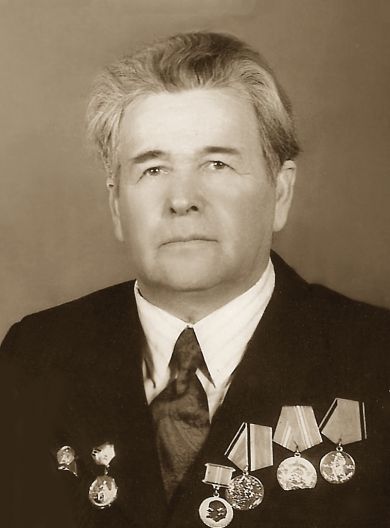 Акентьев Анатолий Зиновьевич 