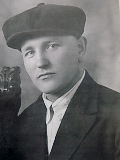БЕЛОУСОВ МИХАИЛ ИВАНОВИЧ, 1909-1942