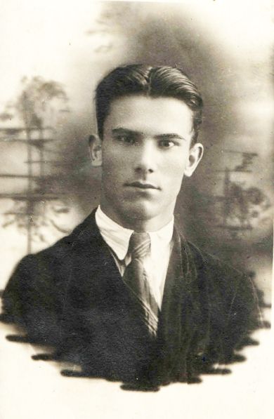 Артюхов Владимир Григорьевич