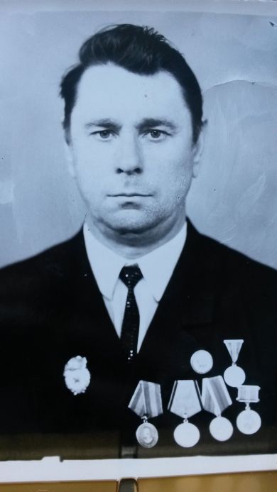 Коломиец Василий Дмитриевич