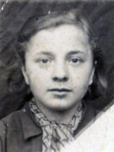 Горина (в замужестве-Вигонен) Александра Федоровна.