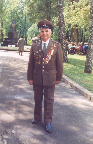 Беджанян Василий Егорович (02.06.1925 - 11.12.2010)