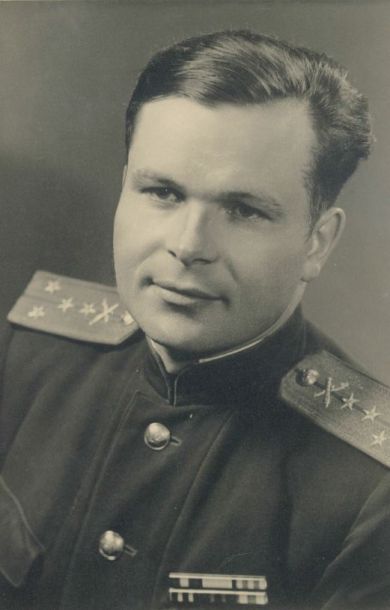 Задворнов Леонид Иванович