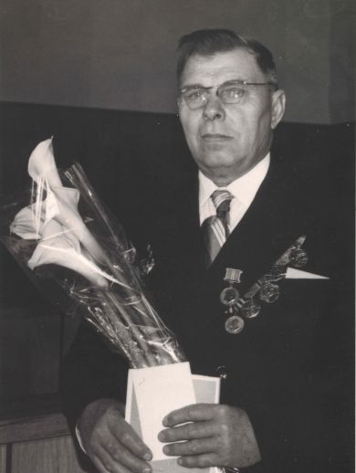 Михаил Сонин