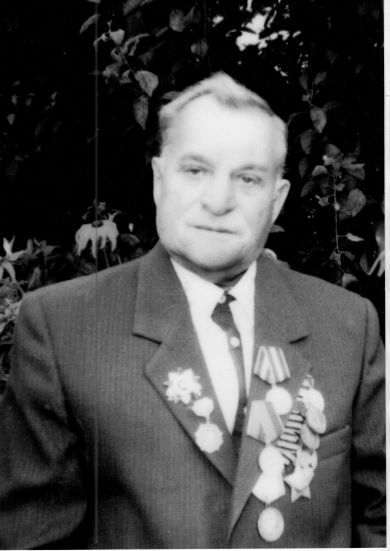 Ульянов Александр Макарович