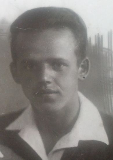 Уханов Лев Александрович
