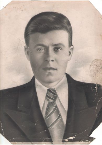 Легченков Максим Иванович