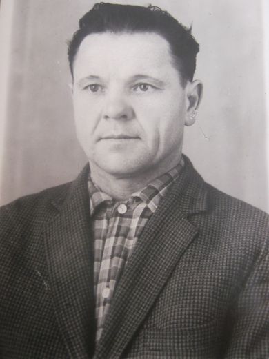 Логвинов Николай Сергеевич (1.01.1927 – 19.02.2007 г.г.)