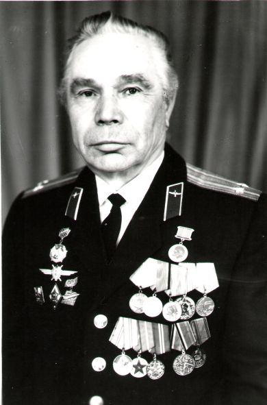 Яньшин Александр Петрович 