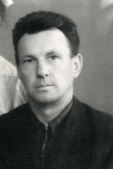 Остроухов Василий Михайлович (27 июля 1912 года - 22 сентября 1989 года)