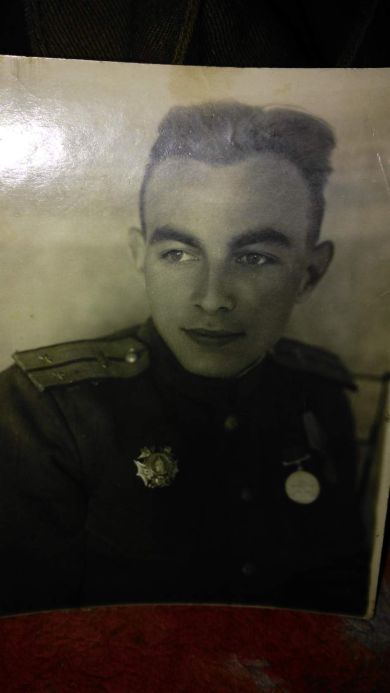 Тихонов Виктор Иванович