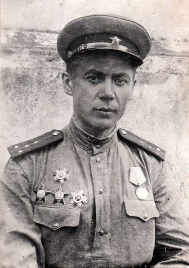 Леонов Петр Михайлович