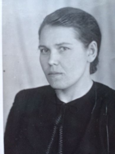 Кучеренко(Мызникова) Нина Павловна