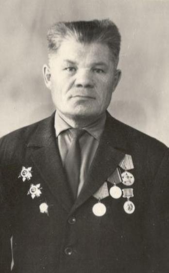 Бахмутов Александр Васильевич