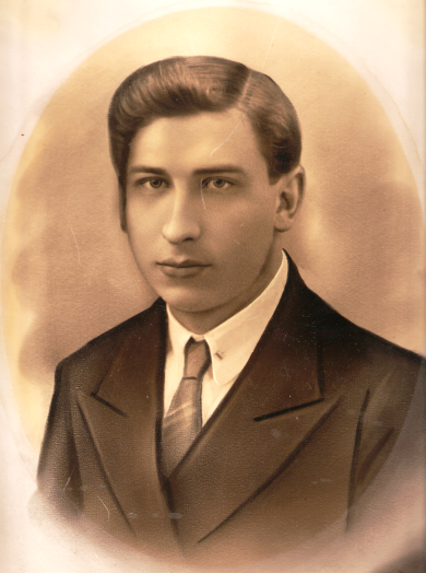 Соловьев Дмитрий Никитич