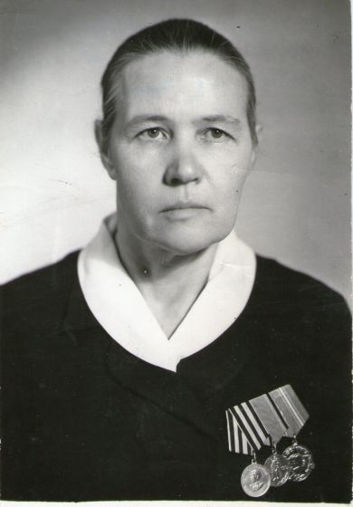 Черникова (Мяктинова) Зинаида Петровна